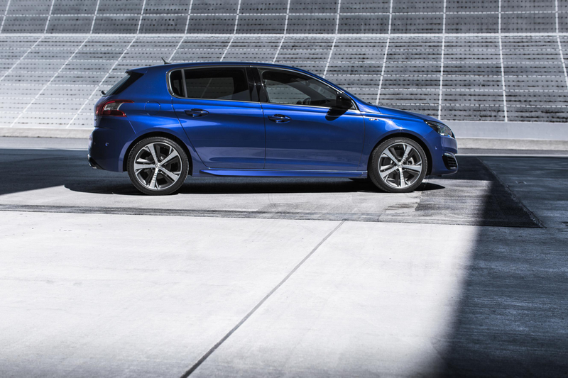 Illustration for article titled Hey, America: How Bad Do You Want This Hot Peugeot Wagon?